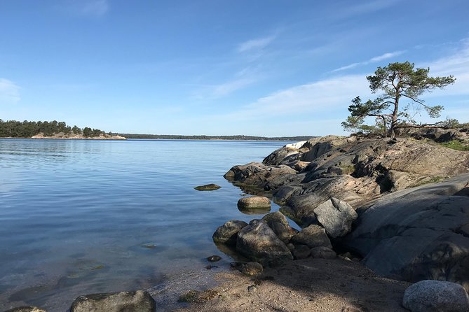 2-Day Small-Group Stockholm Archipelago Kayak Tour - From Stockholm to Dalarö by minibus