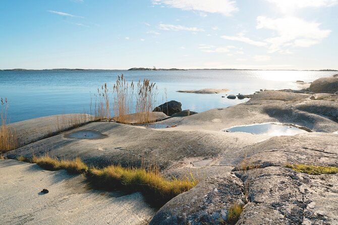 4-Day Stockholm Archipelago Self-Guided Kayak and Wild Camp - Day 3: Choose more islands or choose almost nothing