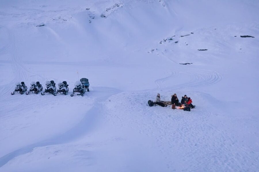 Abisko: Great Outback Snowmobile Tour with Lake Abiskojaure - Key points at a glance