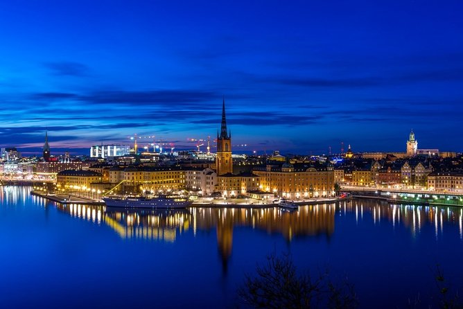 Airport Transfer: Airport ARN to Stockholm by Business Car - Why a private transfer can be worth $142.59