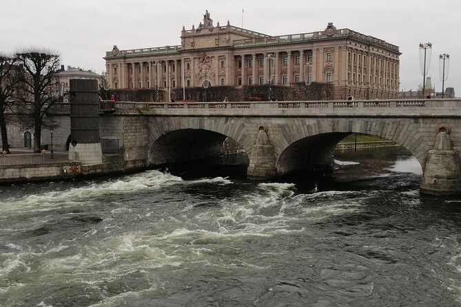 Beautiful Stockholm Small Group Walking Tour - What the small group and timing mean