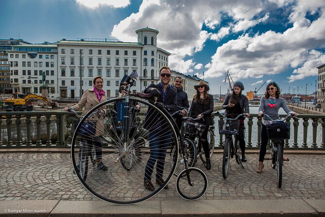 Bike Tour Gothenburg, Guided Bicycle Tours - Gotaplatsen and the Einstein story