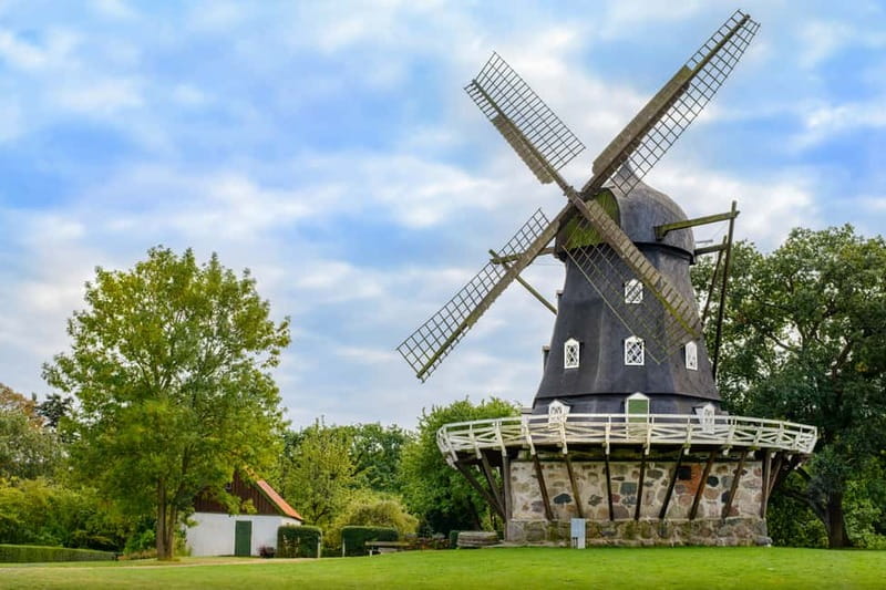 Copenhagen: Full-Day Trip to Malmö by Train - St. Peter’s Church and Malmö’s oldest center