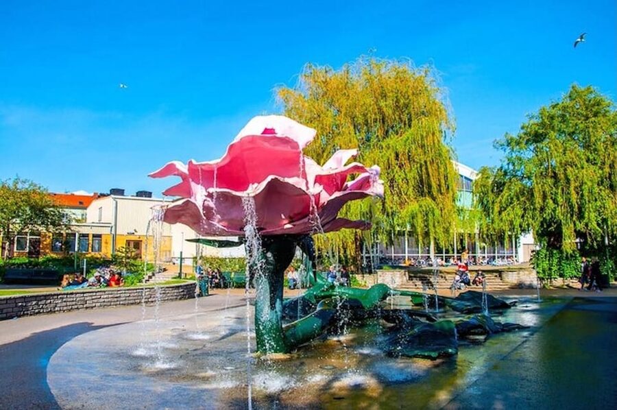 Copenhagen: Malmö Tour in Spanish - Is $88 plus €25 a fair price?