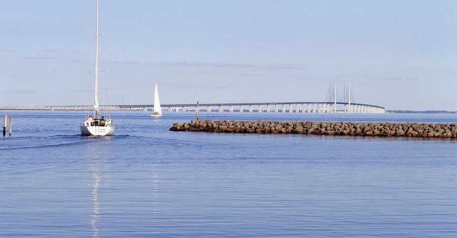 Copenhagen: Tour Across the Øresund Bridge to Lund and Malmö - Who will enjoy this six-hour trip most