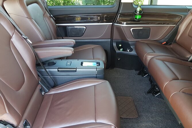 Cruise port VIP Transfer: Cruise port to Stockholm city center 1-6 Passangers - Should you book it?