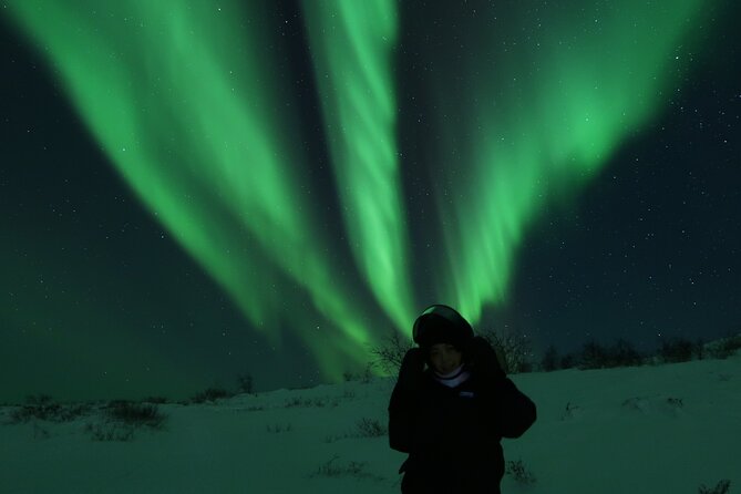 Enjoy the Aurora show on top of the mountain inc tipi dinner - Waiting for the aurora on the mountain