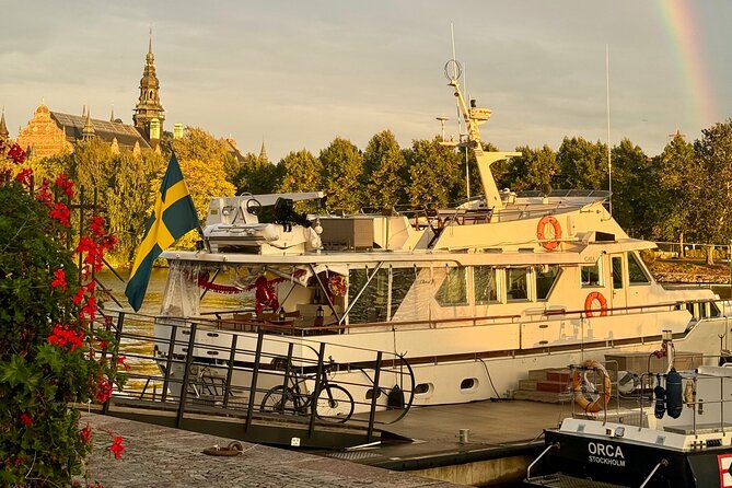 Exclusive Yacht Tour of Stockholm: sunset, dinner, lunch, cruise - The one-hour harbor route