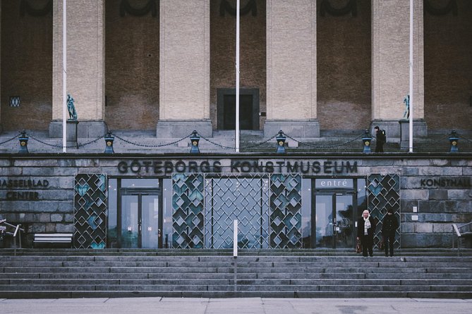 Explore Gothenburg in 60 minutes with a Local - Feskekôrka, Gothenburg’s Fish Church