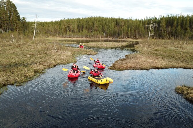 Family Packraft tour in Sälen - A lunch break with a Swedish outdoor feel