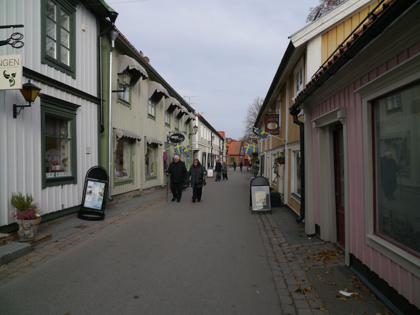 From Stockholm: Guided Day Trip to Sigtuna City - Seeing stone churches from before 1100