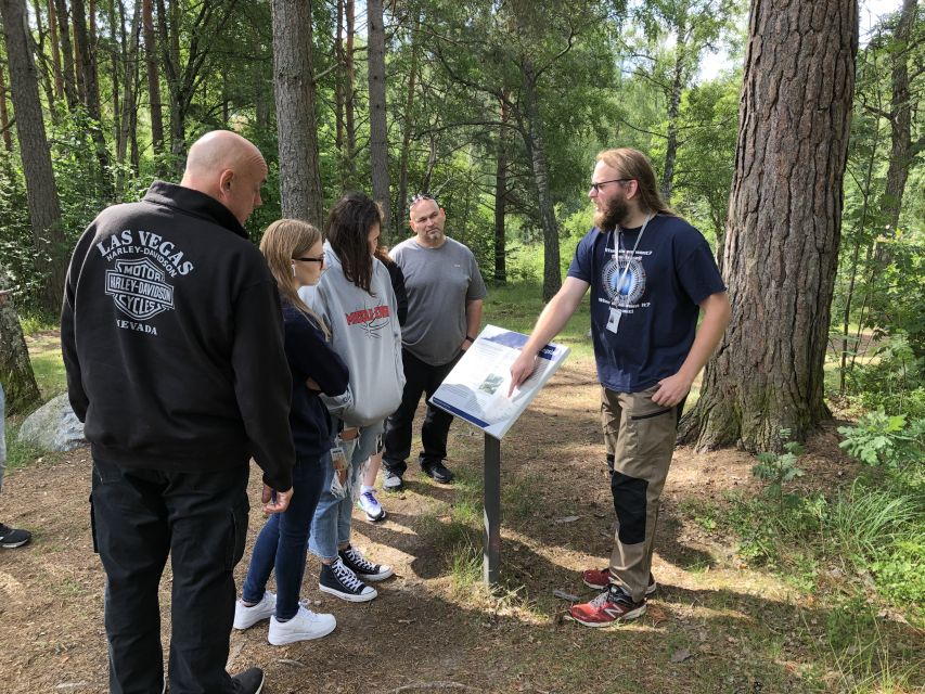 From Stockholm: Viking Culture Guided Tour with Transfer - What the guide adds to the day