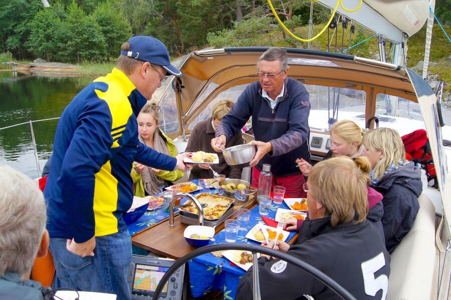 Full-Day Stockholm Archipelago Sailing Tour - Learning to steer instead of just watching