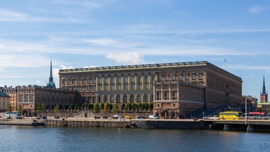 Gamla Stan: Essential Tour of Stockholm - Riddarholmen and Stockholm’s older core