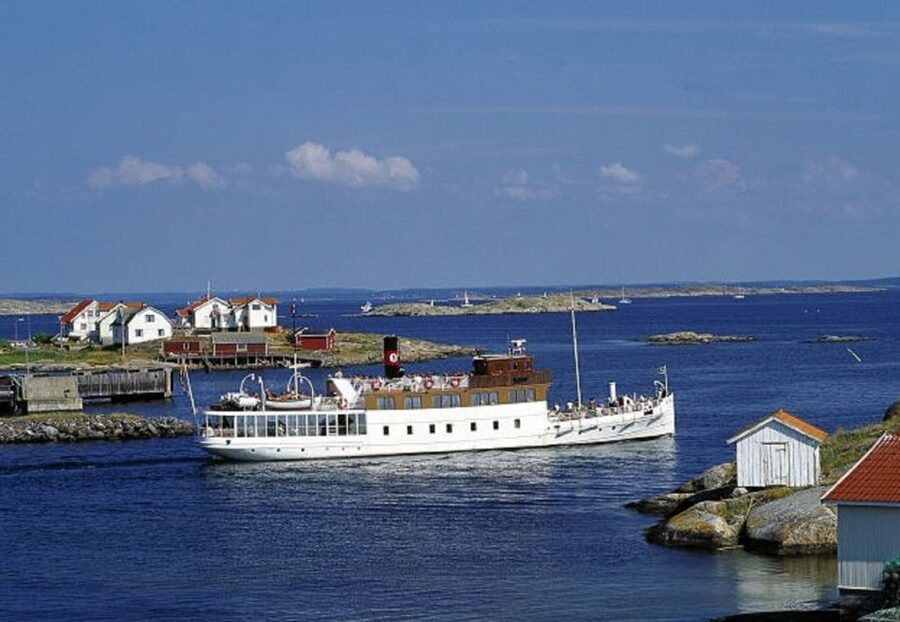 Gothenburg: Archipelago cruise with guide - Älvsborg Fortress and the route toward open water