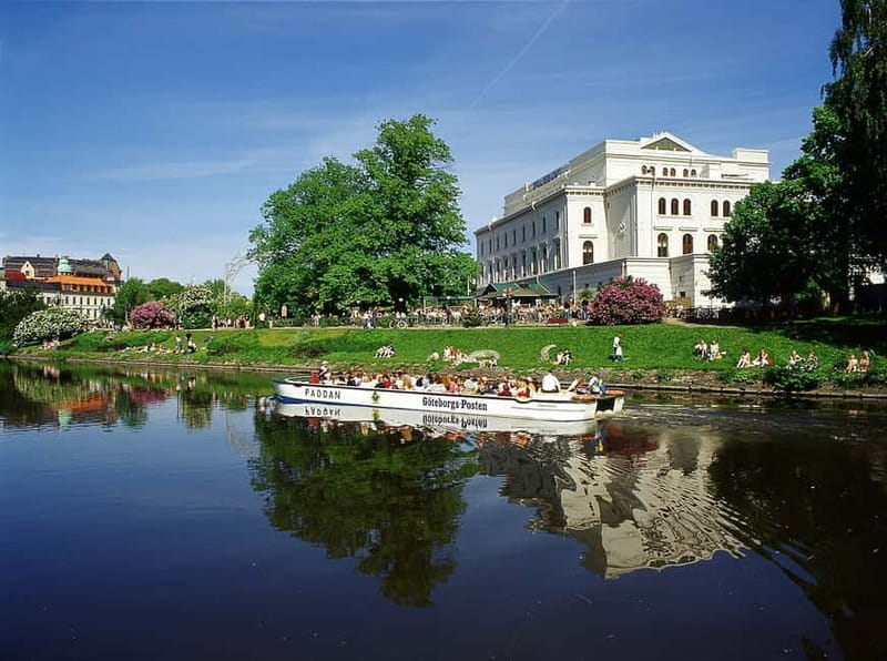 Gothenburg: Paddan Sightseeing Cruise on the River Säveån - Entering Säveån, Gothenburg’s green river corridor