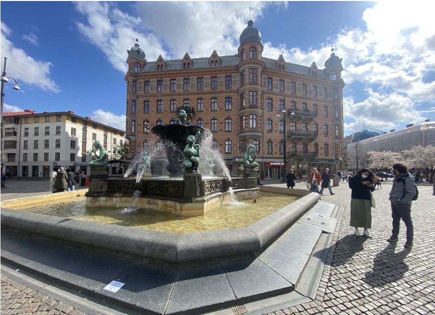 Gothenburg: Private Walking Tour with a Guide - What the private format really gives you