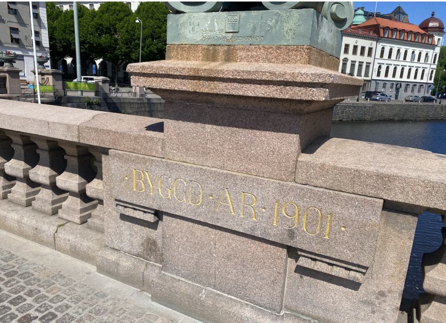Gothenburg: Private Walking Tour with a Guide - Is $121 per person a fair price?