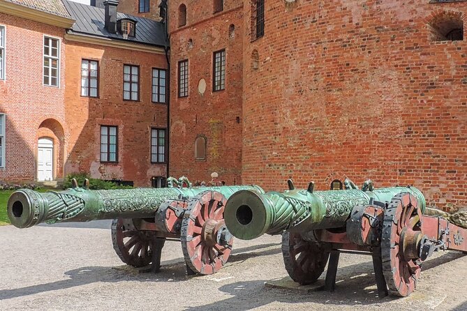 Grand Castle Tour Drottningholm and Gripsholm (private service) - Why private transport matters on this route