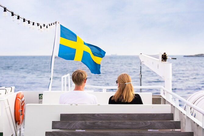 Guided boat tour to Vinga in Gothenburg - Space, seating, and the crowd question