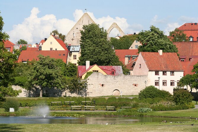 Hop On - Hop Off Bus Visby - What the coach portion gives you