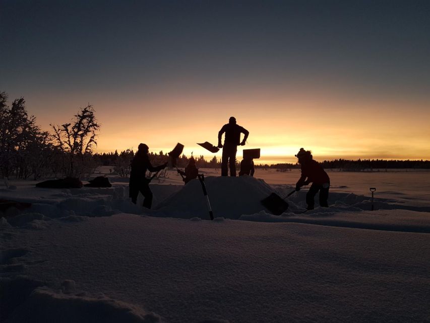Kiruna: Build your own igloo overnight Tour - A low, private room for the night