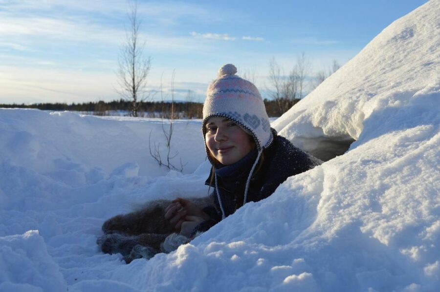 Kiruna: Build your own igloo overnight Tour - What the $326 price really covers