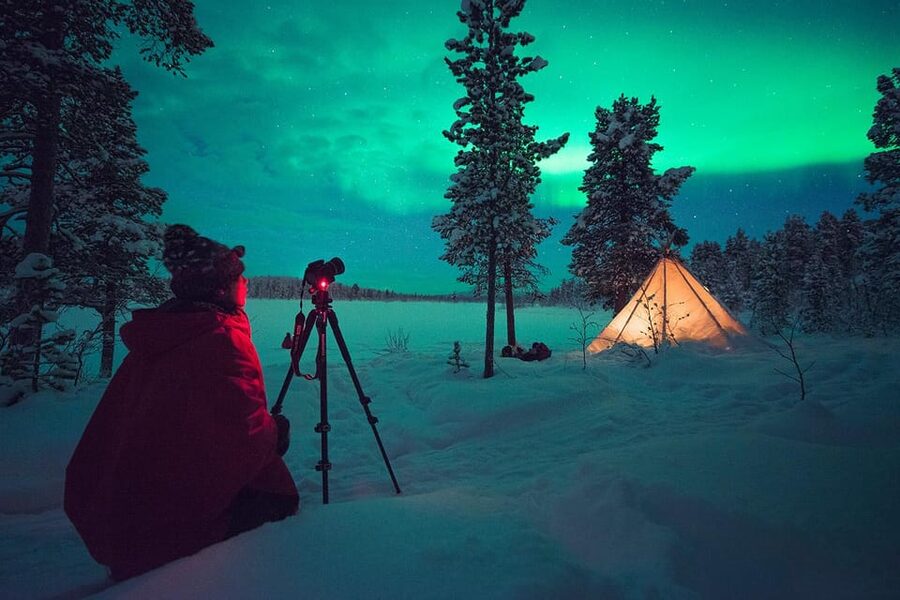 Kiruna: Northern Light Photo Tour with Equipment - What the evening is likely to feel like