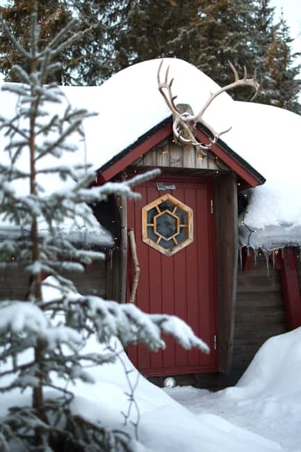 Luleå: Guided Dog Sledding Tour - The Mid-Tour Rest and Photo Stop