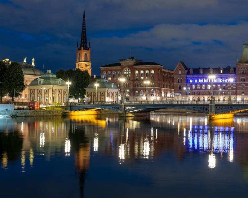 Magical ''Stockholm by Night'' Photo Walk - What the private format is worth at $155