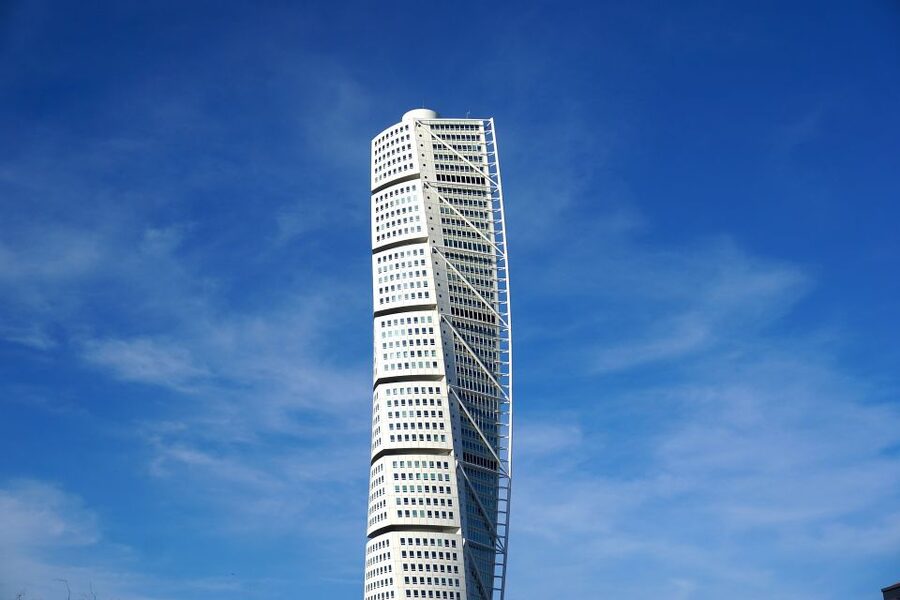 Malmö: Express Walk with a Local in 60 minutes - Lars Larsson keeps the walk personal