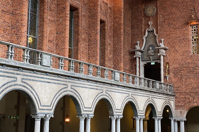 Nobel Grandeur at Stadshuset: Private Tour of Stockholm City Hall - Why the private format affects the value
