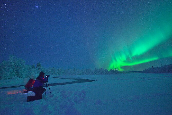 Northern Light Photo tour - Choosing a clearer spot outside Kiruna