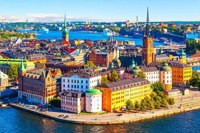 Old Town Tour of Stockholm - Group size, sound, and walking comfort