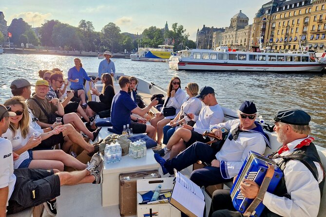 Open Electric Boat Ride in Stockholm with Live-Guide - Gröna Lund, Kastellholmen, and the Vasa Museum