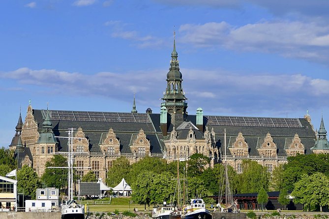 Private 4h VIP city tour by limousine car and guide in Stockholm - Guide style and the value of flexibility