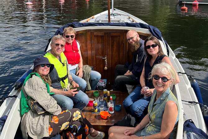 Private Boat Tour in Stockholm - The Royal Castle, Old Town, and central Stockholm