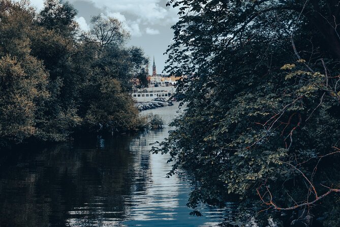 Private Boat Tour in Stockholm - Djurgårdsbrunn Canal and the quieter side of the city