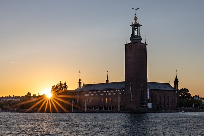 Private Golden Hour Photo Walk in Stockholm - Learning with a phone or camera