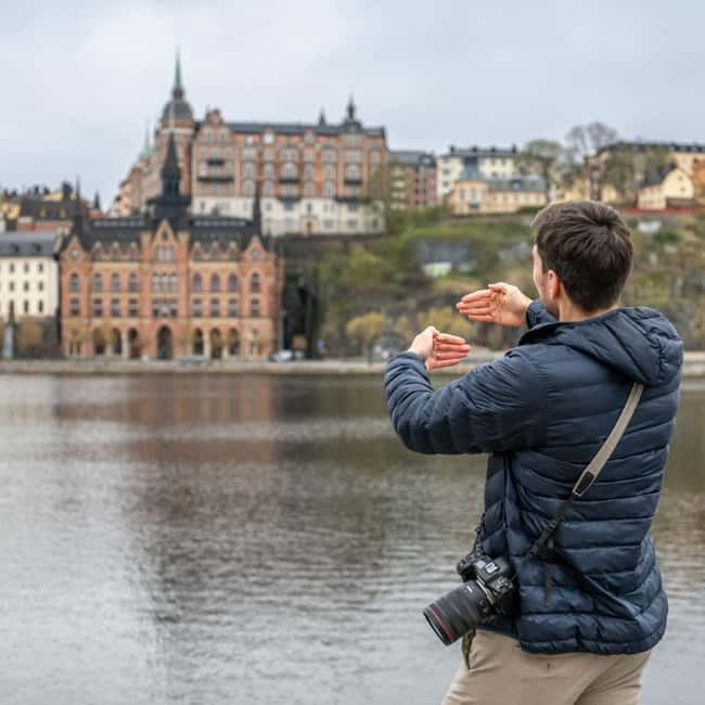 Private Golden Hour Photo Walk in Stockholm - Who will get the most from this photo walk