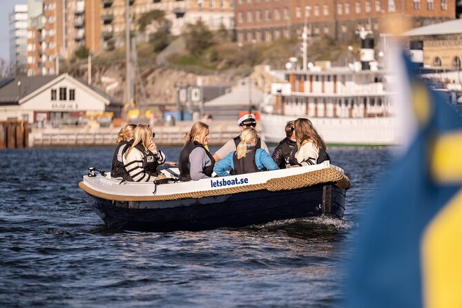 Self Drive Electric Boat in the Canals - Who will enjoy this most?