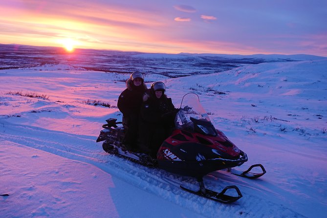 Snowmobile Safari to Lapland viewpoint - Reaching the Lapland viewpoint