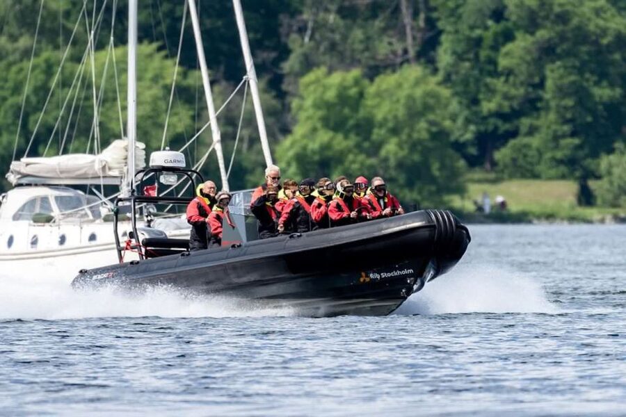 Stockholm: 2-Hour RIB Speed Boat Tour of the Archipelago - From Nacka’s shore to the summer houses