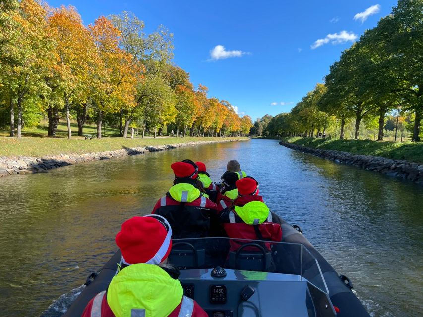 Stockholm: 2-Hour RIB Speed Boat Tour of the Archipelago - Vaxholm Fortress and the return to Stockholm