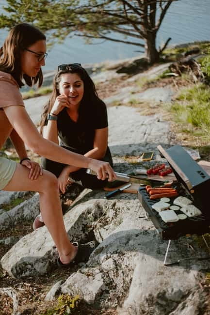 Stockholm: Archipelago Islands Kayak Tour and Outdoor Picnic - Vaxholm, the archipelago town