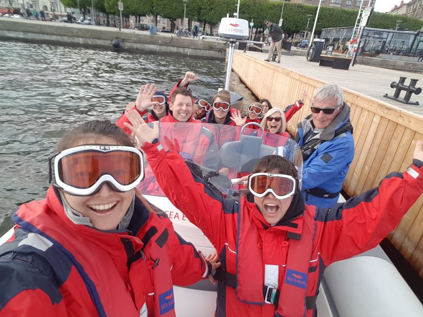 Stockholm Archipelago RIB Speed Boat Tour with Swedish Fika - The run toward Fjäderholmarna