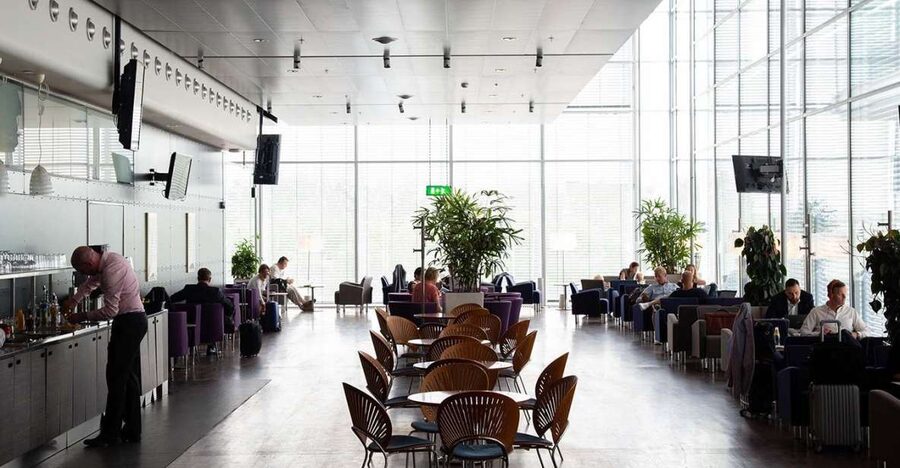 Stockholm Arlanda Airport (ARN): Premium Lounge Entry - What the food and drinks are really like