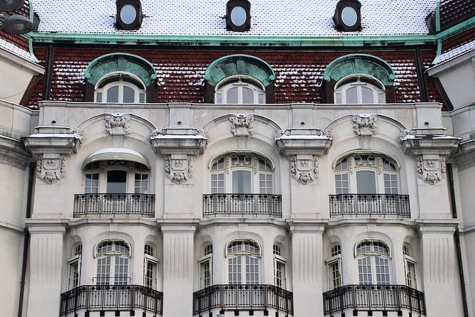 Stockholm Art Tour with a Local Expert: 100% Personalized & Private - Architecture, churches, Gamla Stan, and fika