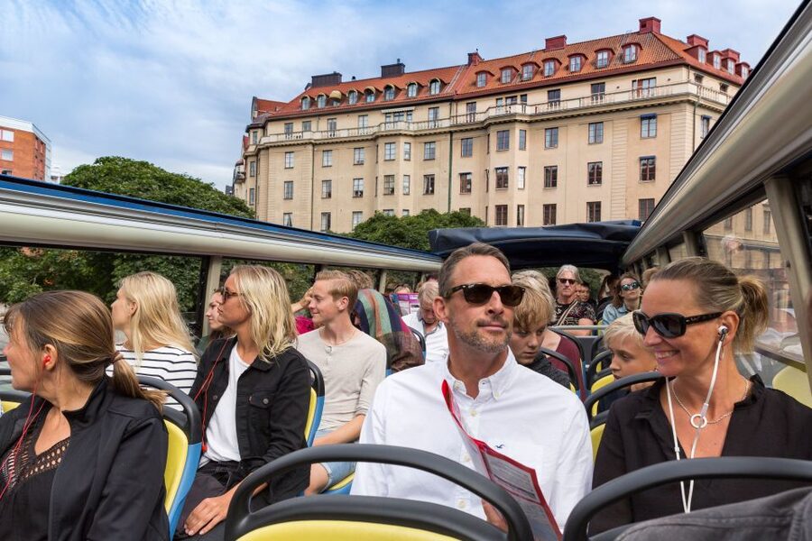 Stockholm: City Sightseeing Hop-On Hop-Off Bus Tour - Finding the right bus and stop