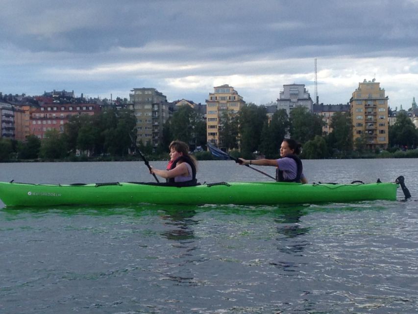 Stockholm Evening Kayak with BBQ. - What to pack for a comfortable evening
